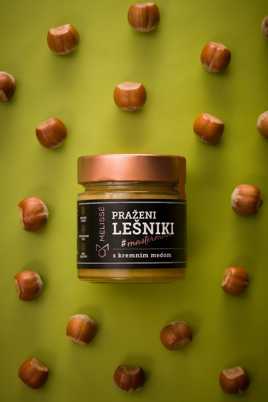 Kremni med s praženimi lešniki